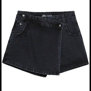 Zara - Denim Skort - Size M - NWT